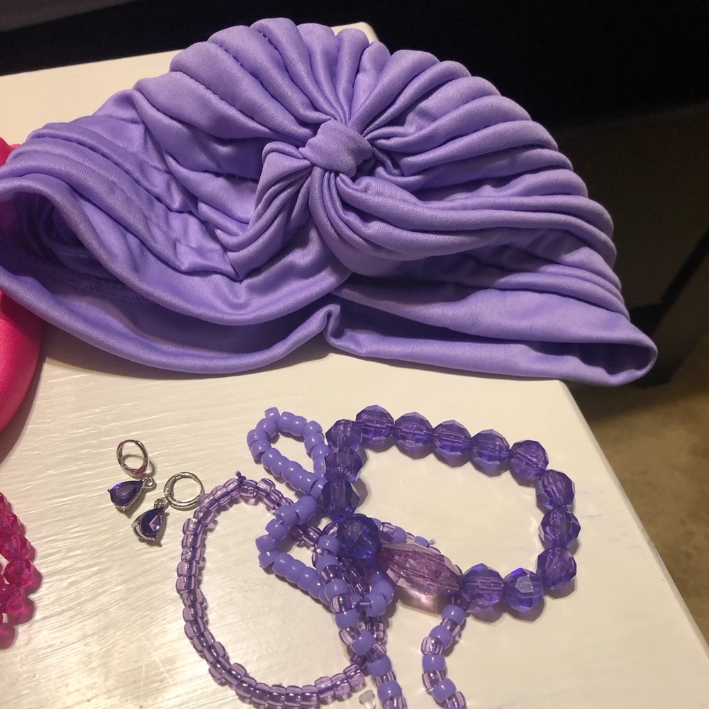 Turban/bracelets /earing set light purple